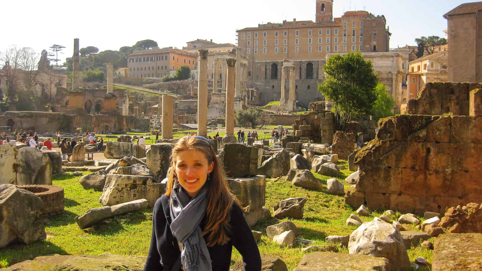girl in roman forum - ultimate rome travel guide
