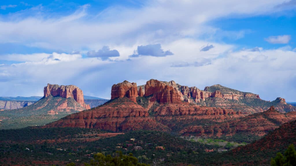 red rock drive- epic Arizona family road trip